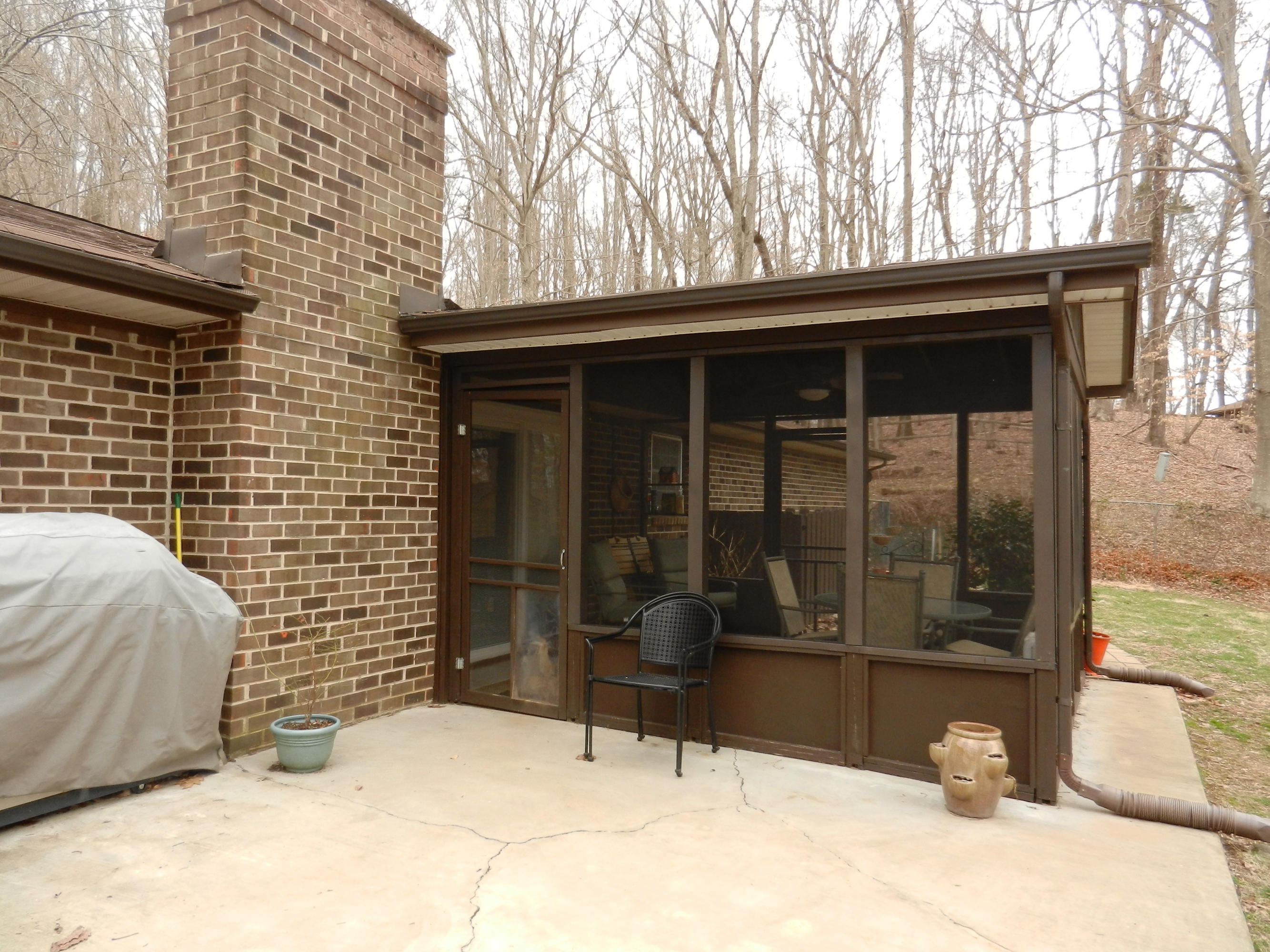 116 Tidewater Lane Oak Ridge, TN 37830 - Photo 25 of 35 A Patio, Too!