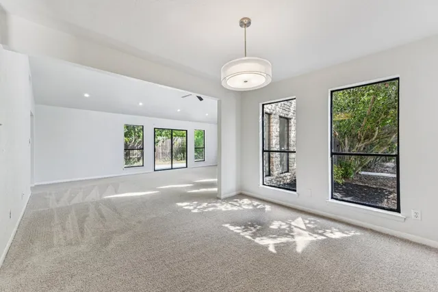 $325,000 | 503 Hackberry Street, Lockhart, TX 78644