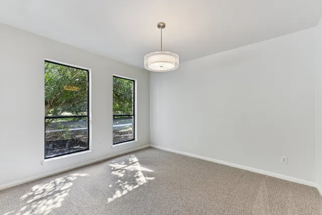 $325,000 | 503 Hackberry Street, Lockhart, TX 78644