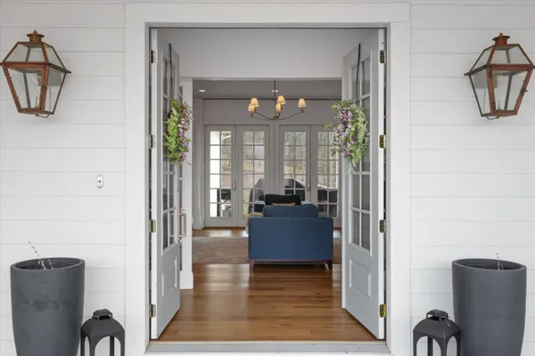 $1,650,000 | 130 John Hendren Lane, Clinton, TN 37716