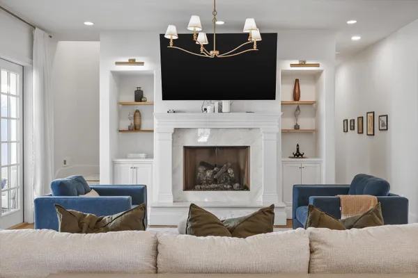 $1,650,000 | 130 John Hendren Lane, Clinton, TN 37716