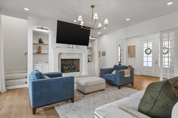 $1,650,000 | 130 John Hendren Lane, Clinton, TN 37716