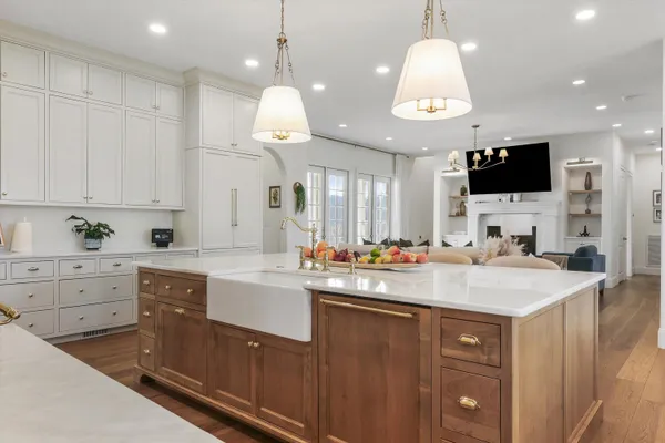 $1,650,000 | 130 John Hendren Lane, Clinton, TN 37716