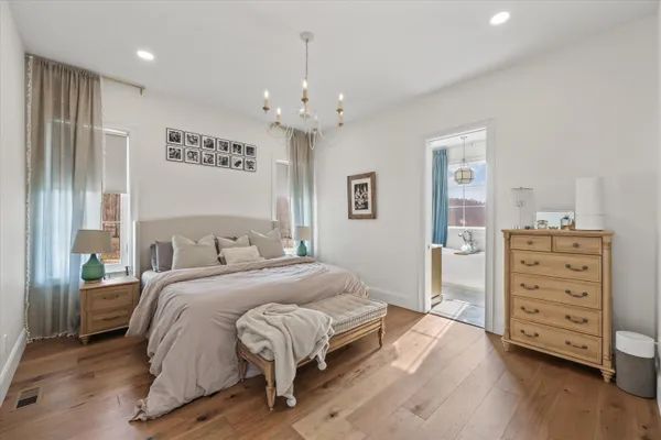 $1,650,000 | 130 John Hendren Lane, Clinton, TN 37716