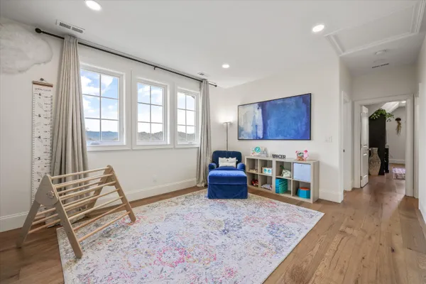 $1,650,000 | 130 John Hendren Lane, Clinton, TN 37716