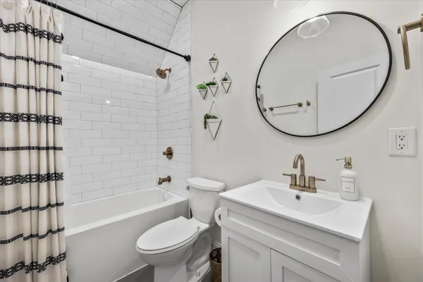 $1,650,000 | 130 John Hendren Lane, Clinton, TN 37716