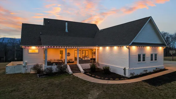$1,650,000 | 130 John Hendren Lane, Clinton, TN 37716