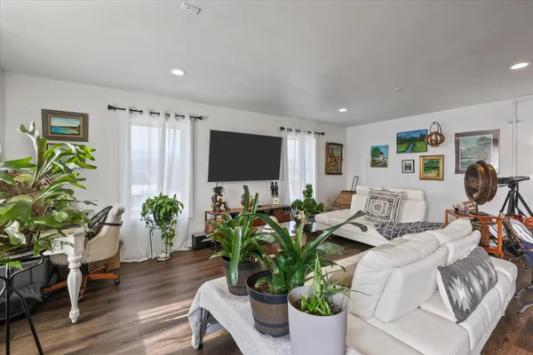 $1,650,000 | 130 John Hendren Lane, Clinton, TN 37716