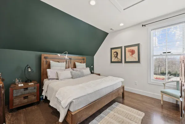 $1,650,000 | 130 John Hendren Lane, Clinton, TN 37716