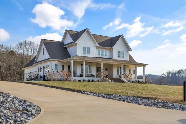 $1,650,000 | 130 John Hendren Lane, Clinton, TN 37716