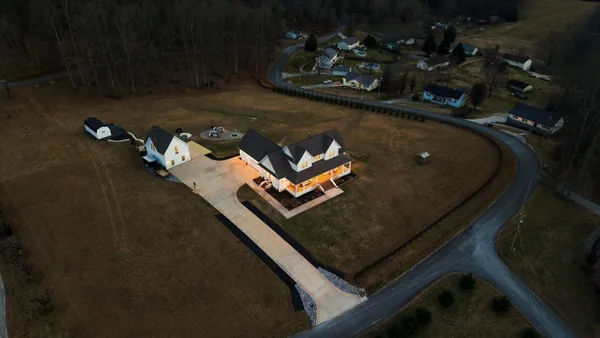 $1,650,000 | 130 John Hendren Lane, Clinton, TN 37716