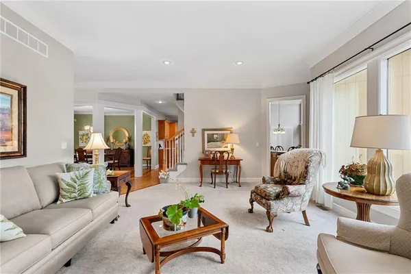 $850,000 | 20823 West 94th Street, Lenexa, KS 66220