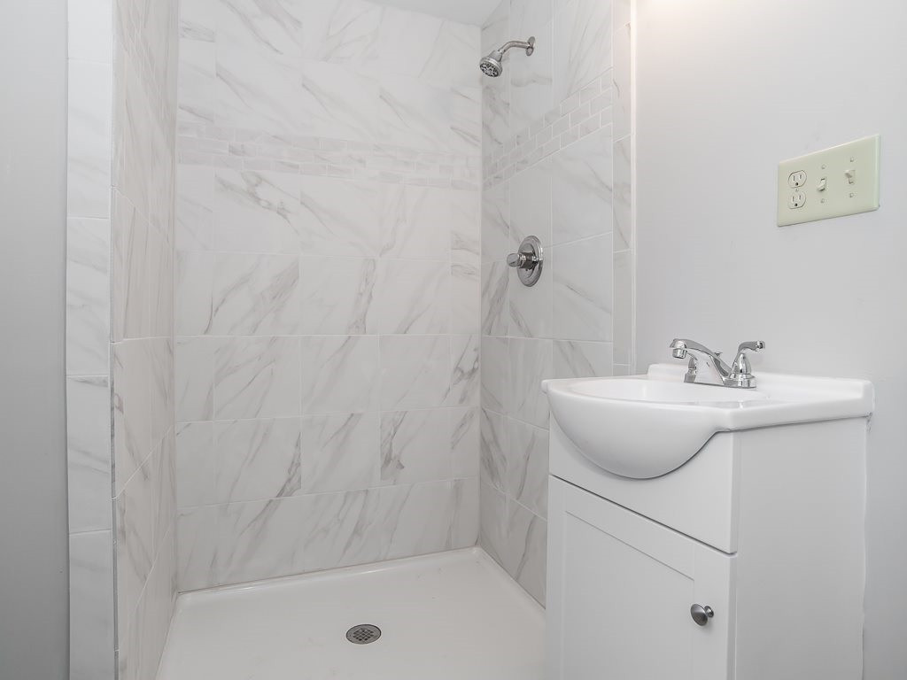 6610 Johnsdale Road Raleigh, NC 27615 - Photo 17 of 29 Photo 17