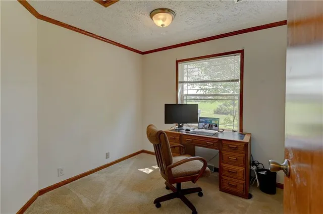 $580,000 | 5775 Southeast W Highway, Lathrop, MO 64465