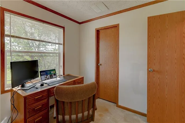 $600,000 | 5775 Southeast W Highway, Lathrop, MO 64465