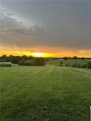 $580,000 | 5775 Southeast W Highway, Lathrop, MO 64465