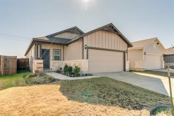 $1,995 | 273 La Dera Drive, Liberty Hill, TX 78642