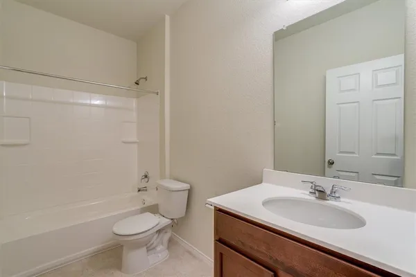 $1,995 | 273 La Dera Drive, Liberty Hill, TX 78642