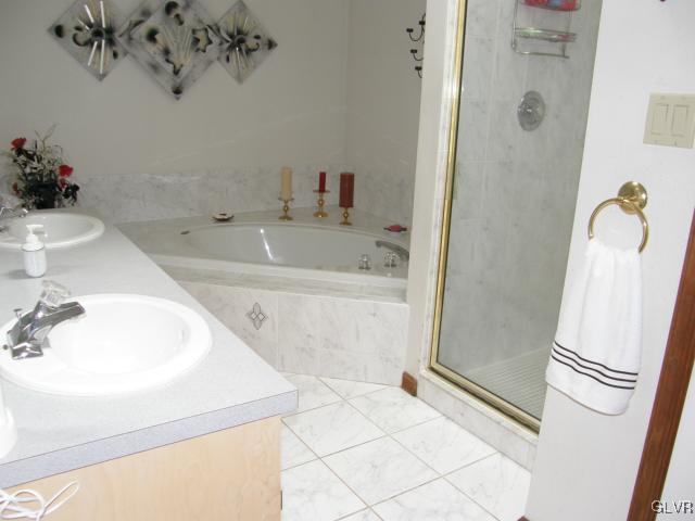 5815 Shows Road Bethlehem, PA 18017 - Photo 18 of 31 Gallery Image 18