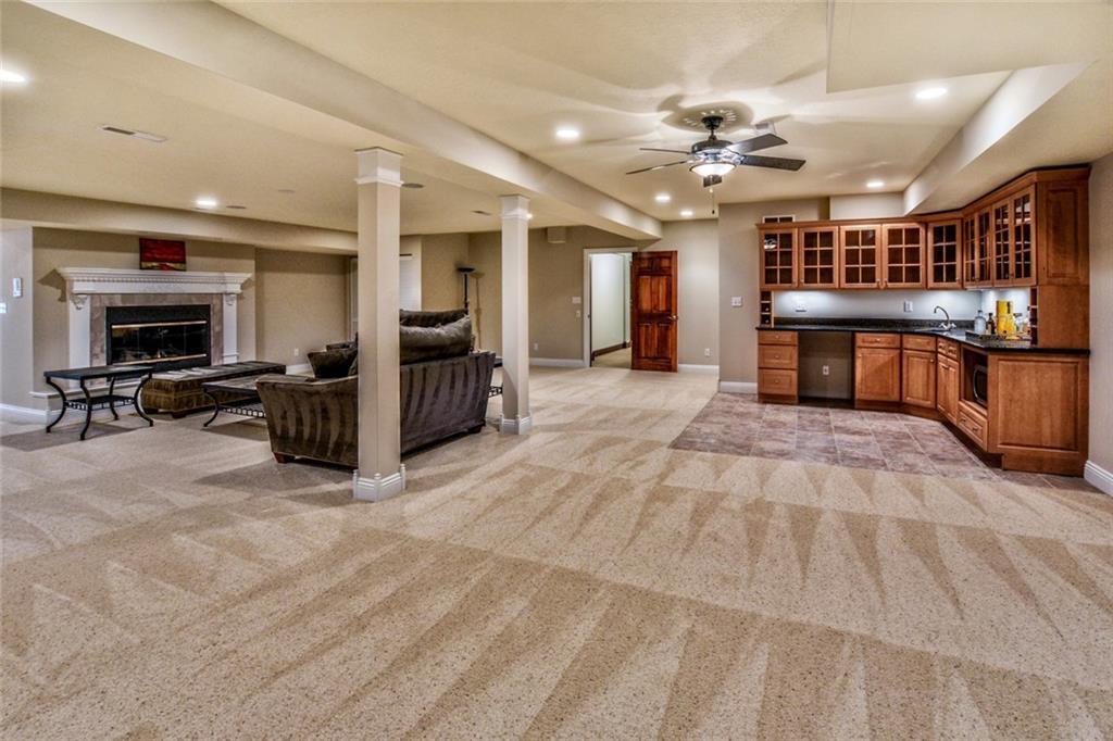 208 Logan Road Gibsonia, PA 15044 - Photo 17 of 25 Gallery Image 17