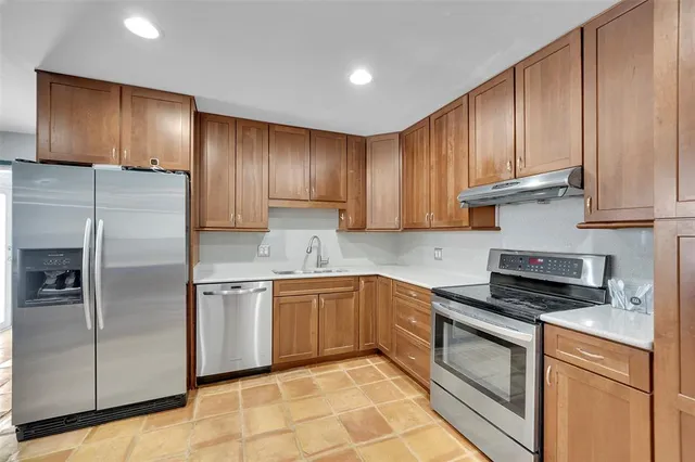 $4,650 | 1518 North Yale Drive, Hollywood, FL 33021