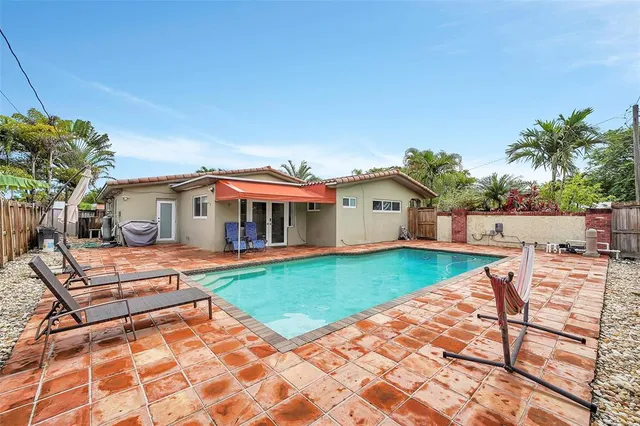 $4,650 | 1518 North Yale Drive, Hollywood, FL 33021