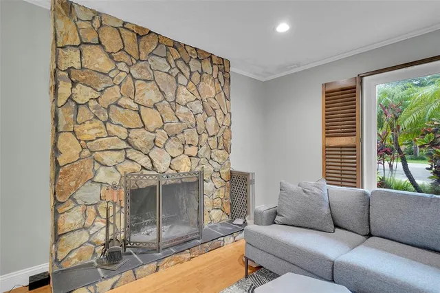 $4,650 | 1518 North Yale Drive, Hollywood, FL 33021