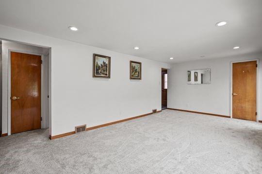 5206 McAnulty Road Pittsburgh, PA 15236 - Photo 3 of 21 Gallery Image 3