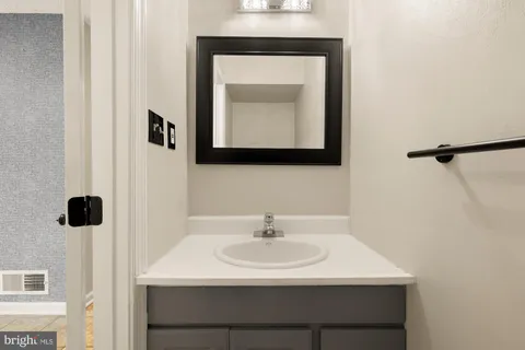 $439,900 | 2240 Southgate Square, Reston, VA 20191