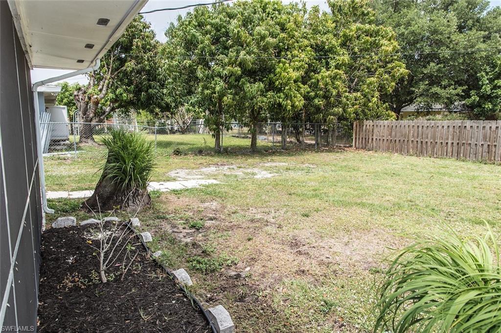 2136 41st Terrace Southwest Naples, FL 34116 - Photo 30 of 33 Gallery Image 30