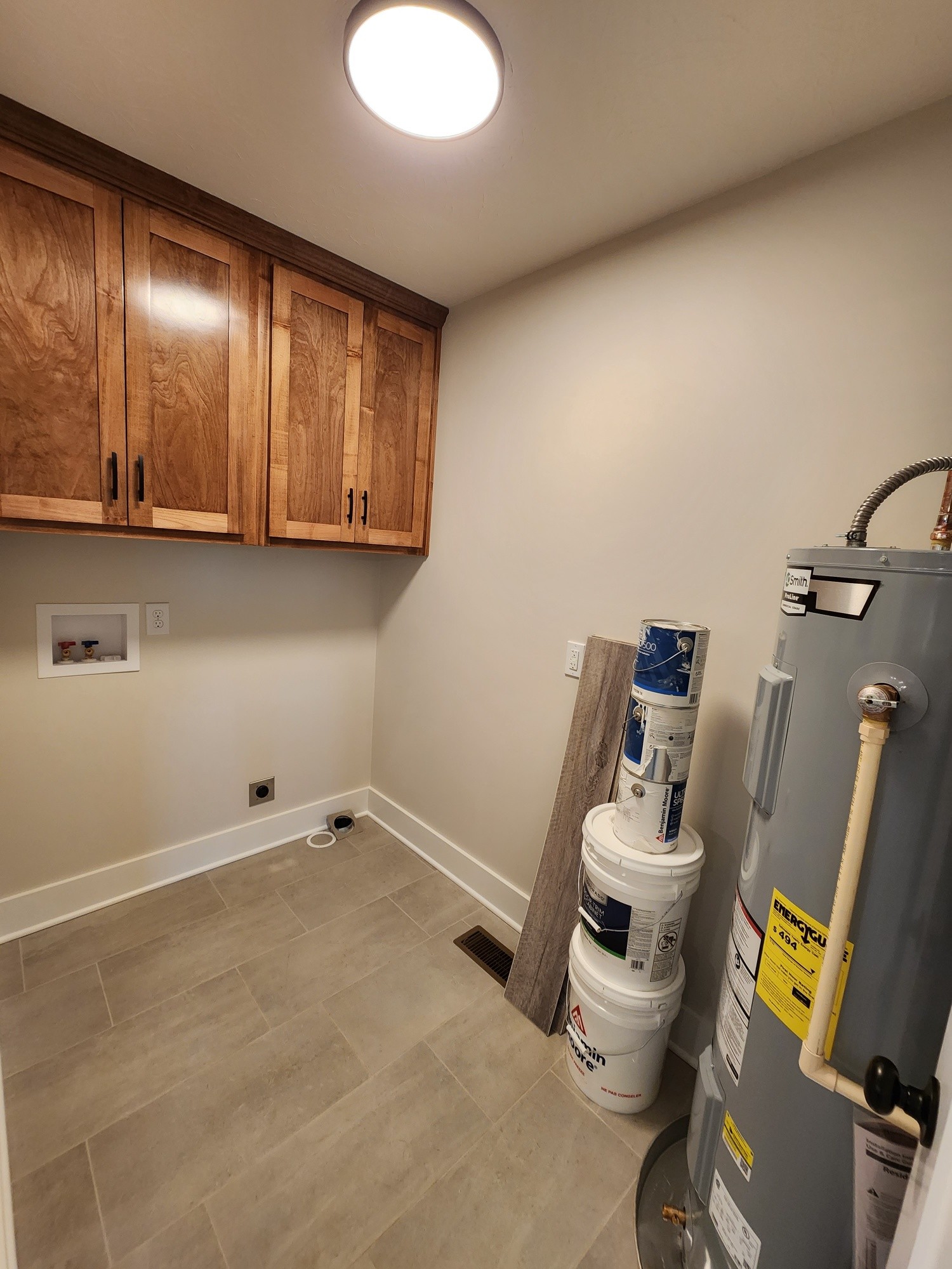 1672 Rock Bridge Road Bethpage, TN 37022 - Photo 26 of 26 a view of room with washer and dryer