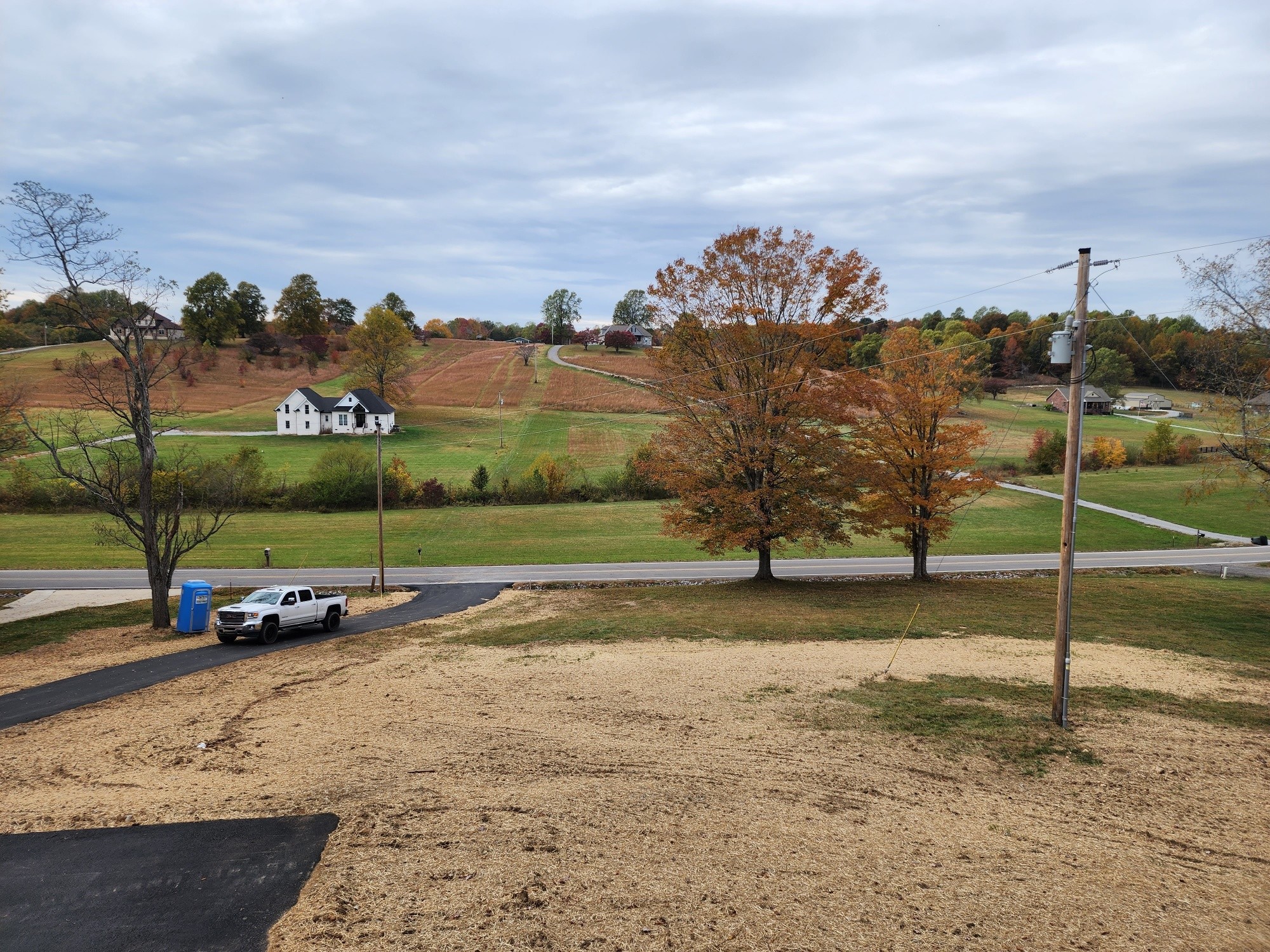1672 Rock Bridge Road Bethpage, TN 37022 - Photo 7 of 26 a view of a road with a building in the background