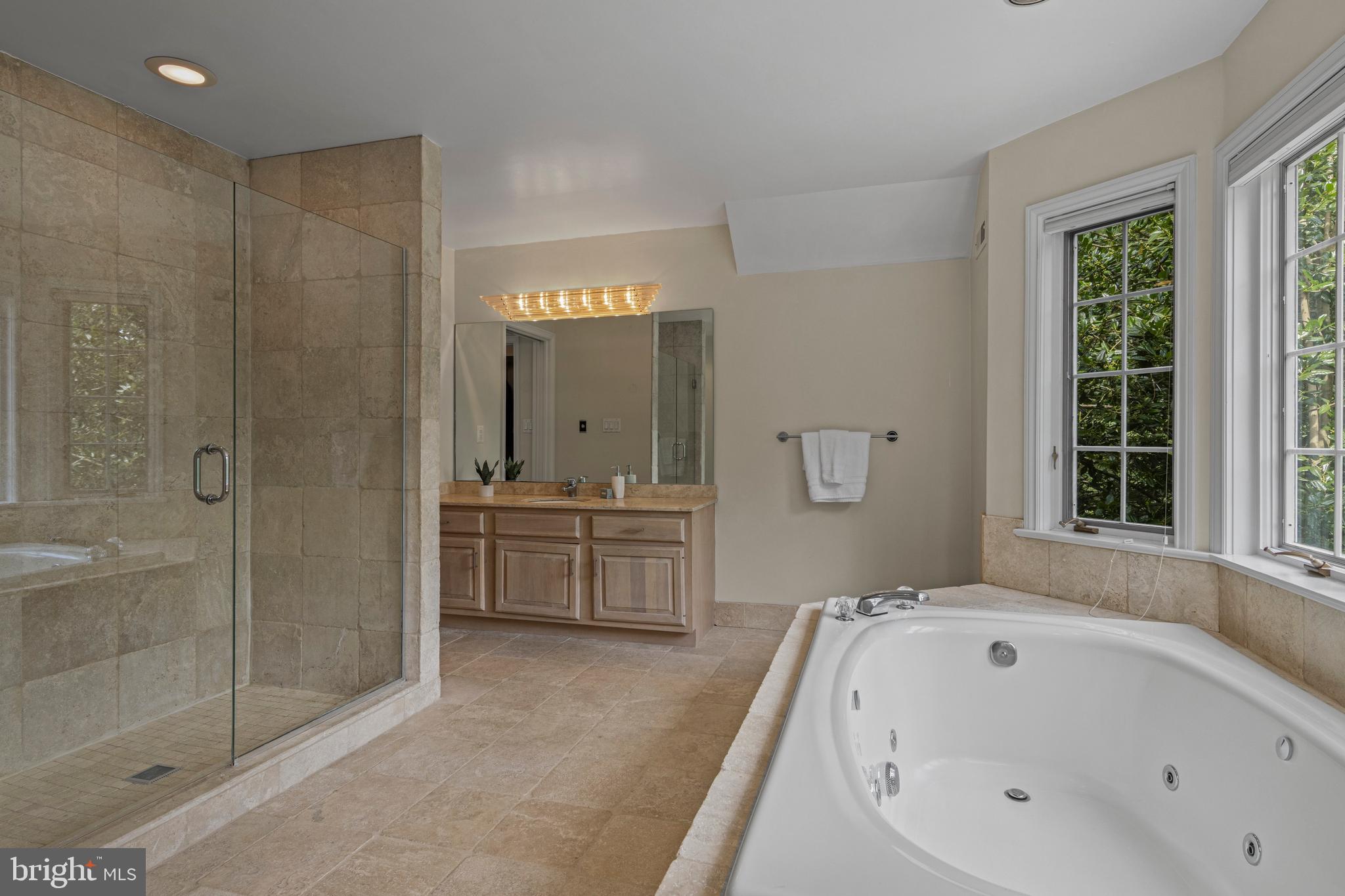 1285 Farm Road Berwyn, PA 19312 - Photo 40 of 75 Primary ensuite bath