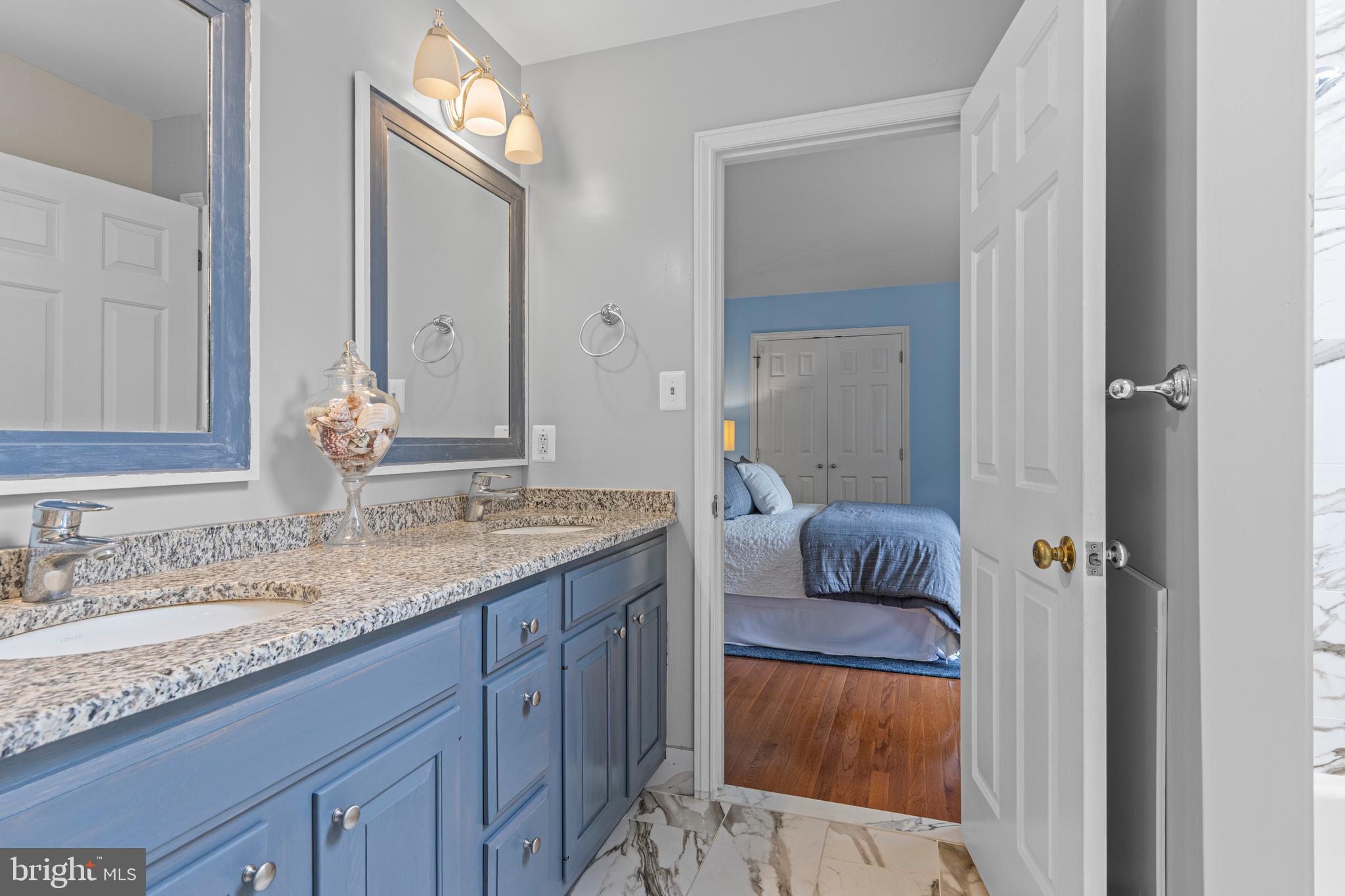 1285 Farm Road Berwyn, PA 19312 - Photo 44 of 75 jack and jill bath for bedroom 2