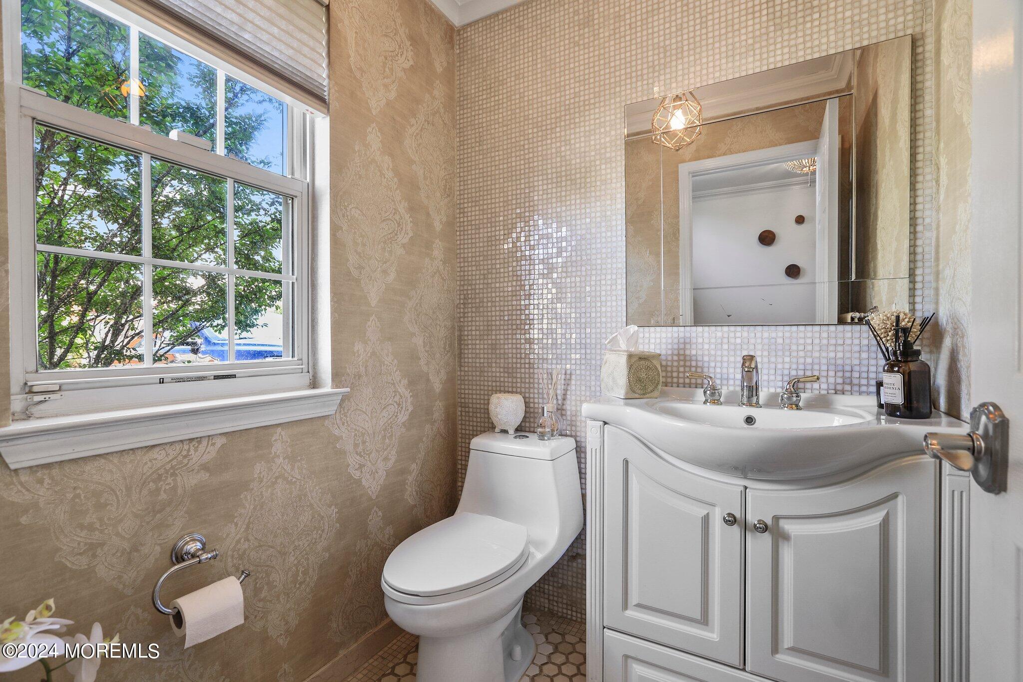 34 Alpine Road Holmdel, NJ 07733 - Photo 14 of 32 4-web-or-mls-5W5A3139
