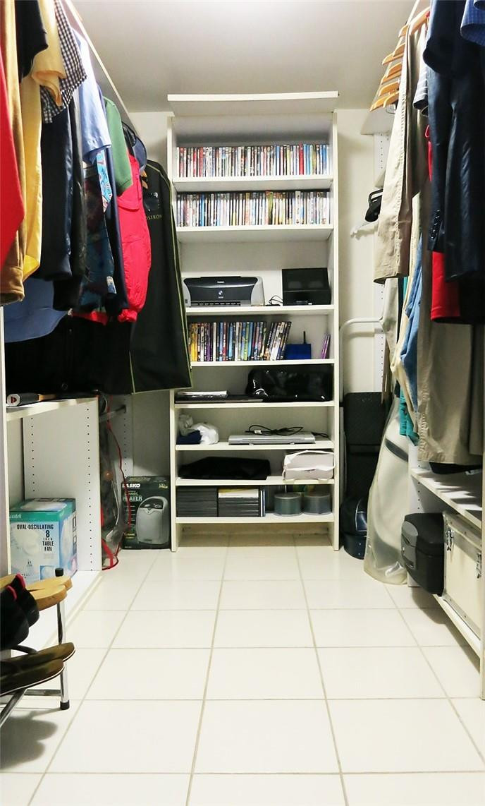 859 Jeffery Street, Unit 509 Boca Raton, FL 33487 - Photo 9 of 22 Master Walk-in Closet