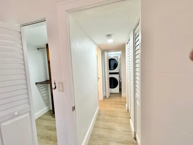 $2,300 | 470 Northwest 20th Street, Unit 212, Boca Raton, FL 33431