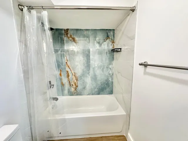 $2,300 | 470 Northwest 20th Street, Unit 212, Boca Raton, FL 33431