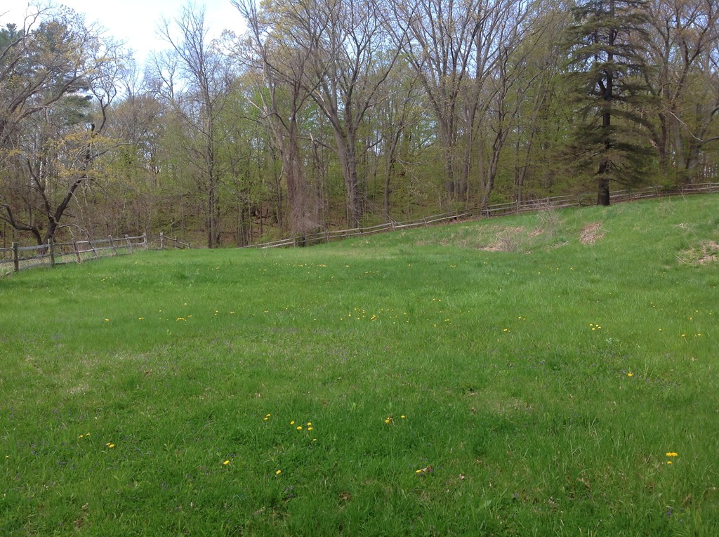 109 Salem Road Topsfield, MA 01983 - Photo 2 of 8 Gallery Image 2