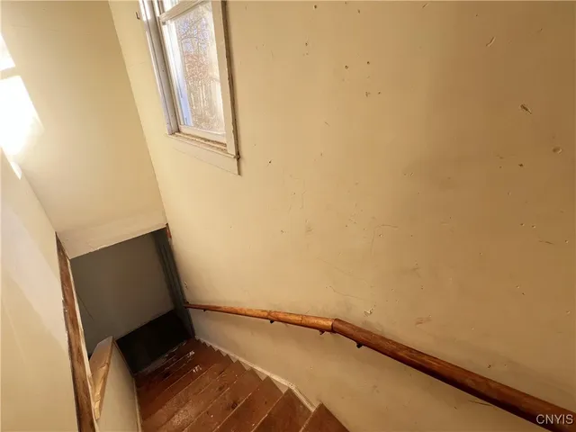 $225,000 | 6602 Highway 31, Cicero, NY 13039