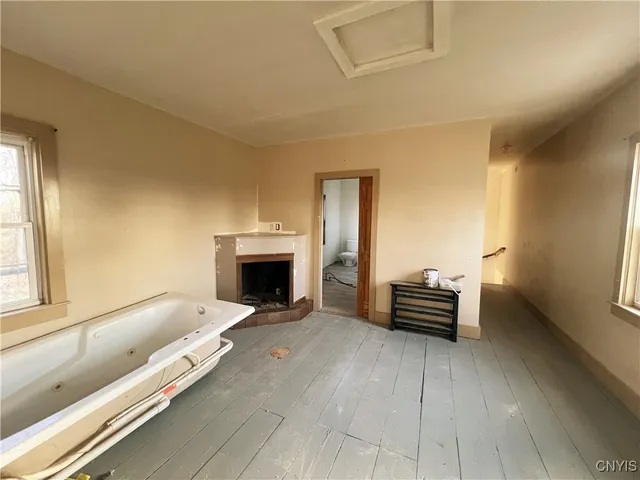 $225,000 | 6602 Highway 31, Cicero, NY 13039