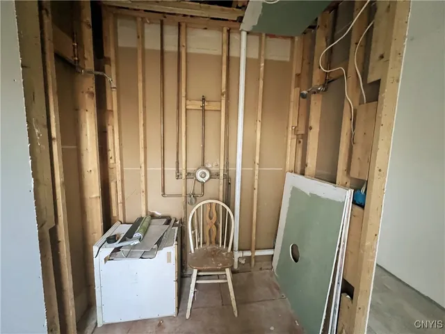 $225,000 | 6602 Highway 31, Cicero, NY 13039