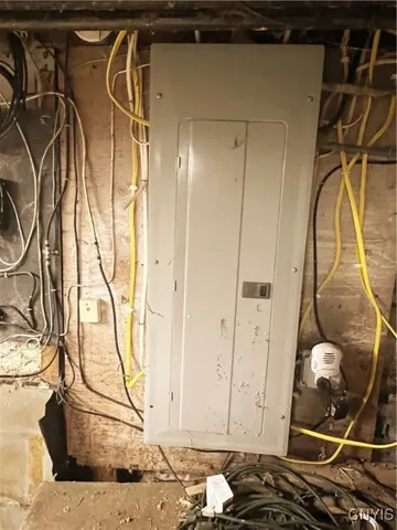 $225,000 | 6602 Highway 31, Cicero, NY 13039