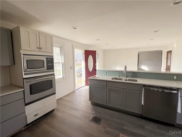 $225,000 | 6602 Highway 31, Cicero, NY 13039