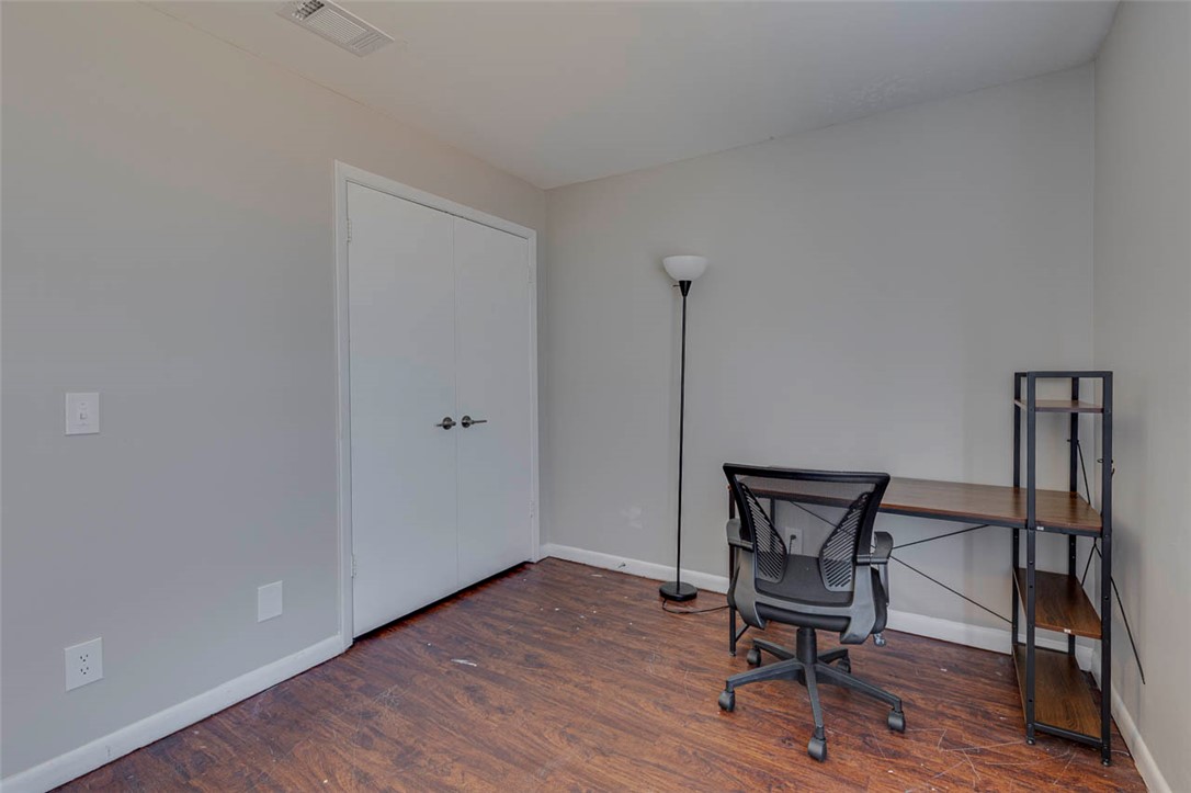 220 Elm Street, Unit 422 Clemson, SC 29631 - Photo 17 of 25