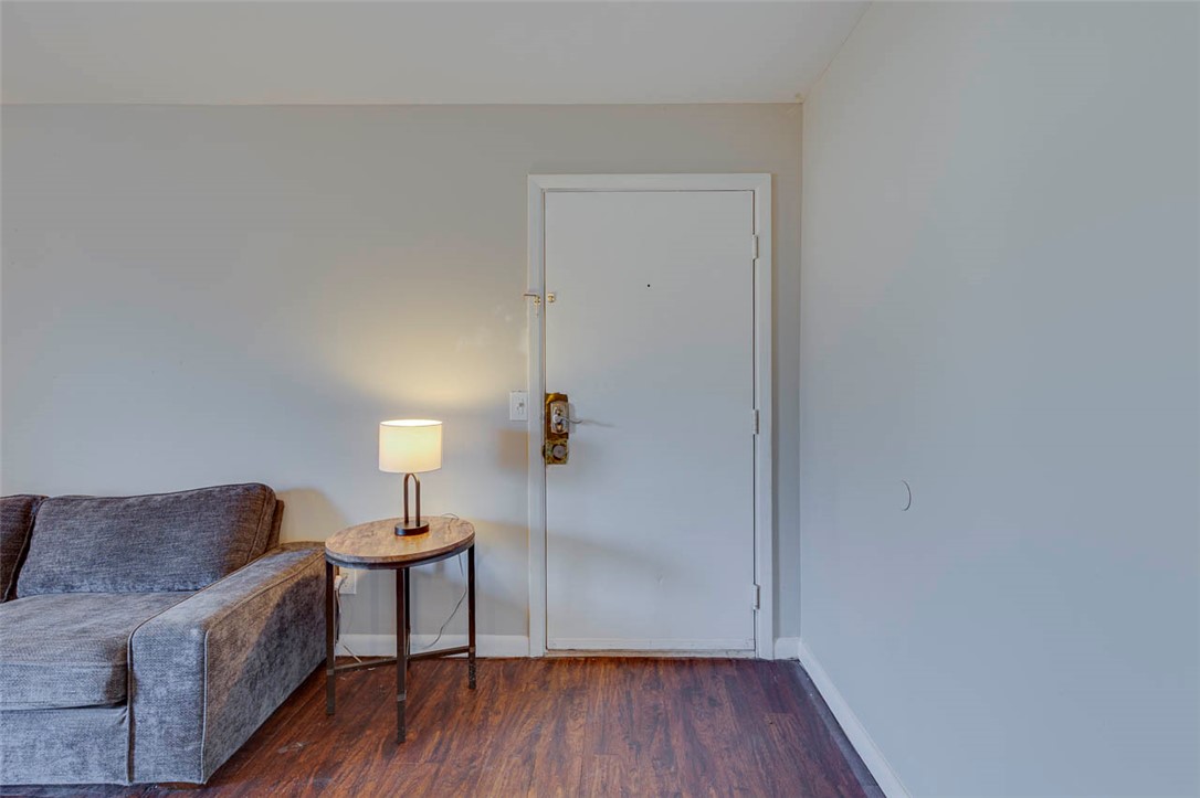 220 Elm Street, Unit 422 Clemson, SC 29631 - Photo 3 of 25