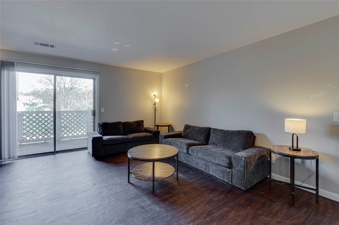 220 Elm Street, Unit 422 Clemson, SC 29631 - Photo 5 of 25