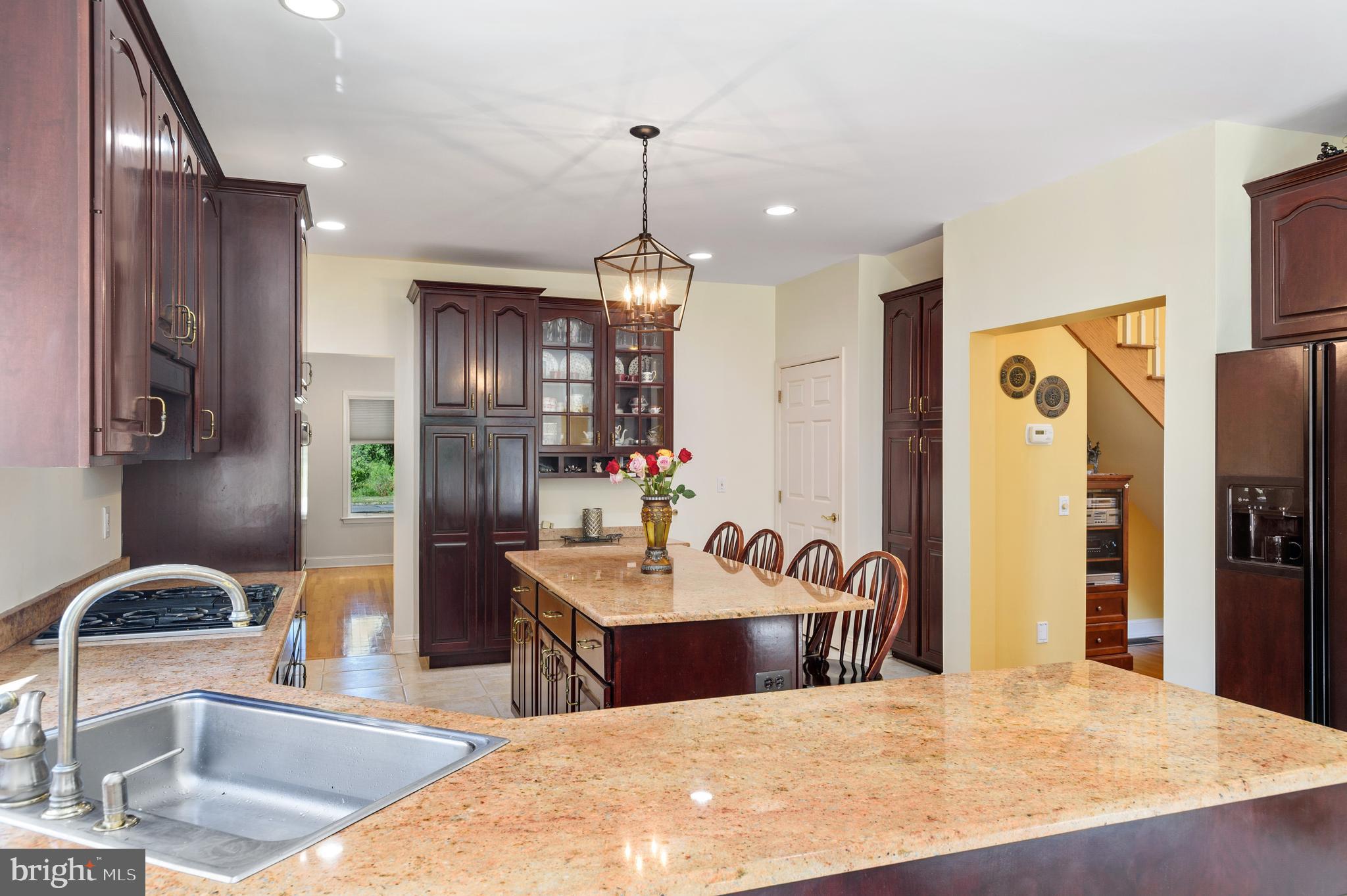 43 Brandywine Road Skillman, NJ 08558 - Photo 9 of 27 Gallery Image 9