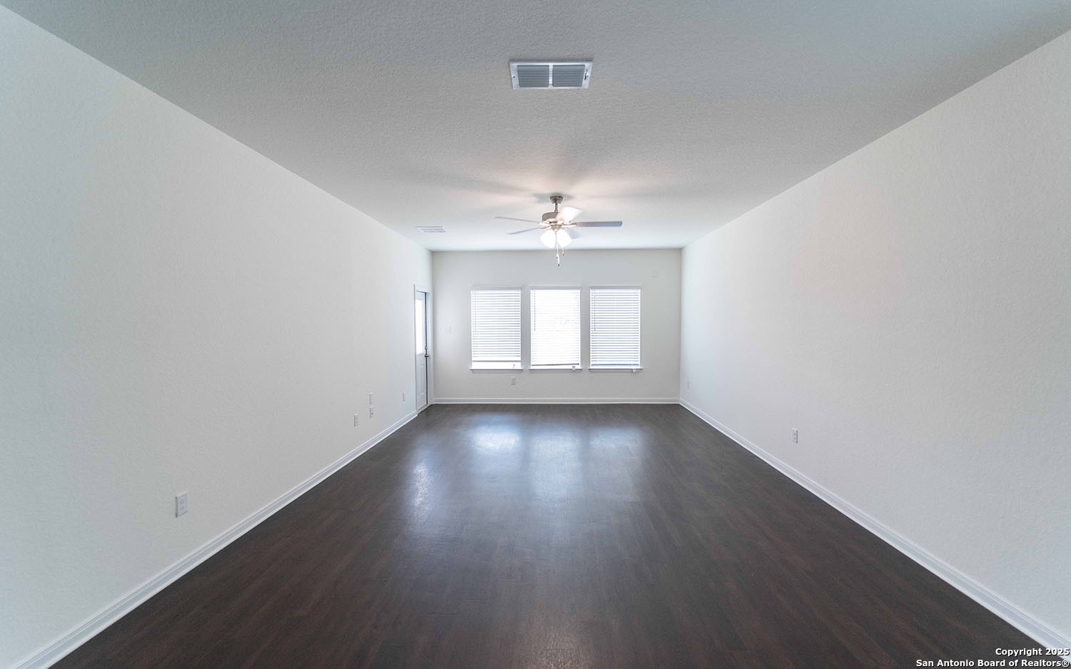 8815 Catnip Pass Elmendorf, TX 78112 - Photo 8 of 18