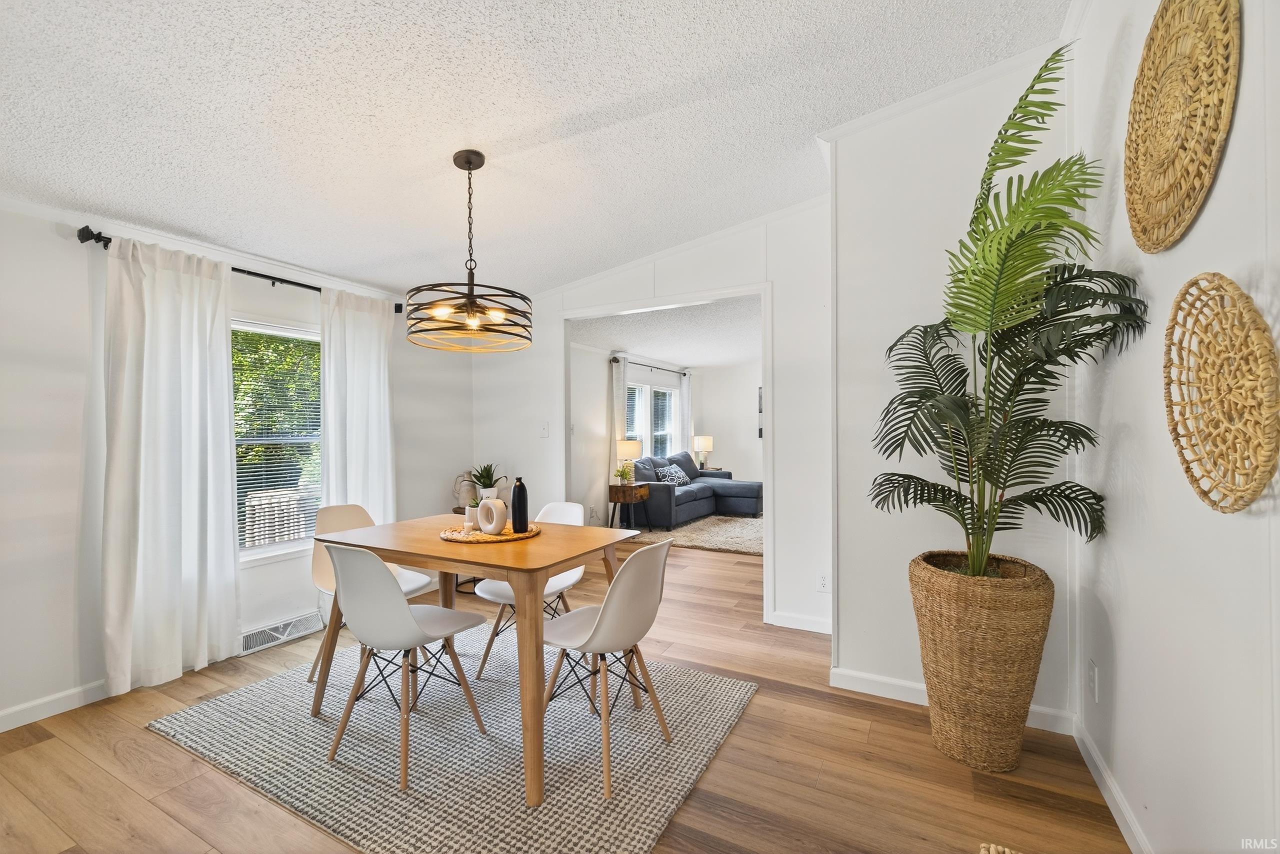 5810 Cardwell Road Bloomington, IN 47403 - Photo 15 of 34